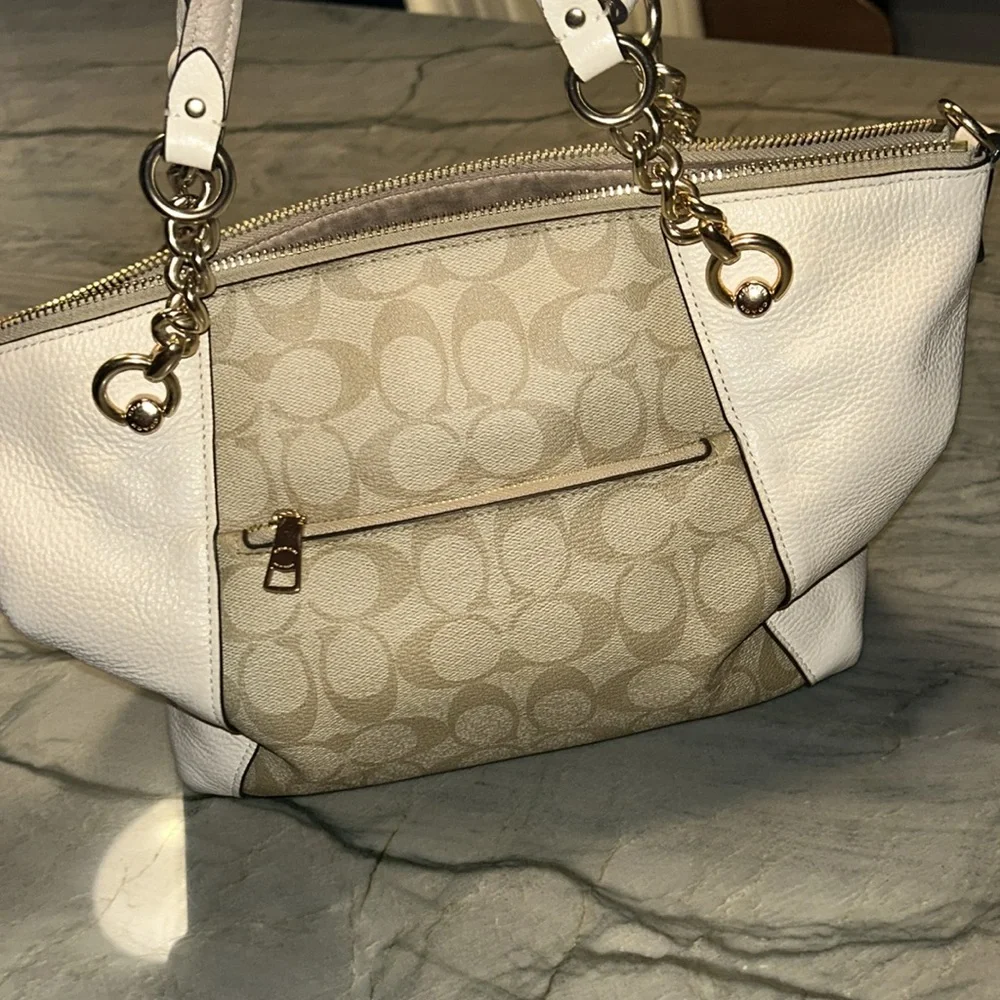 Coach Bag - Picture 5 of 7